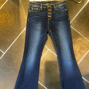 Flying Monkey brand from the Buckle-Dark blue wash flare jeans. Size 27
